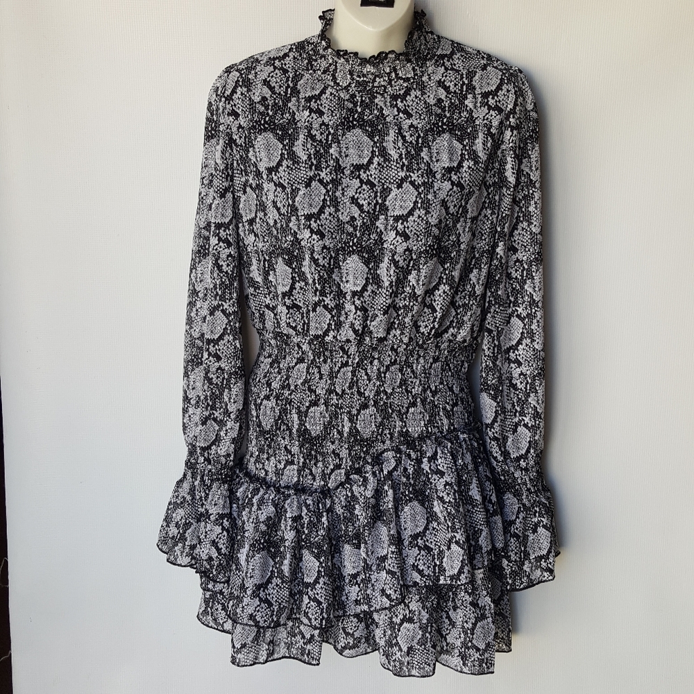 INTHEBEGINNING Losangeles Asymmetric Ruffle DressL